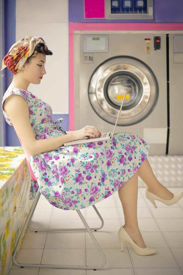 Comment la gamme de lave-linge Miele W1 se distingue-t-elle en termes de soin des tissus ?